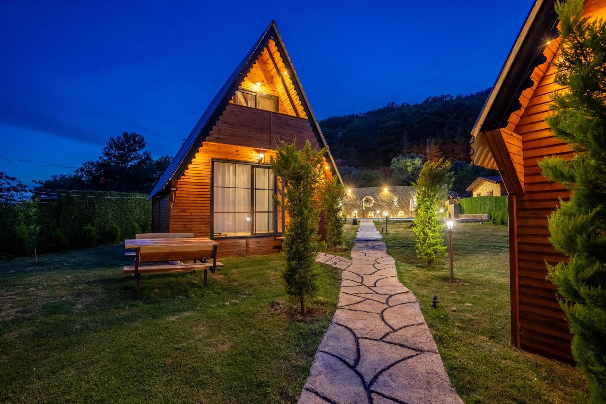 Karaoez Sapphire Bungalows Kumluca Exterior foto